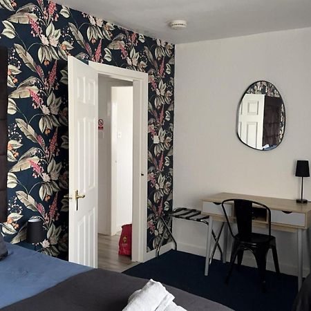 Apartamento Crown Street Getaway Ayr Exterior foto