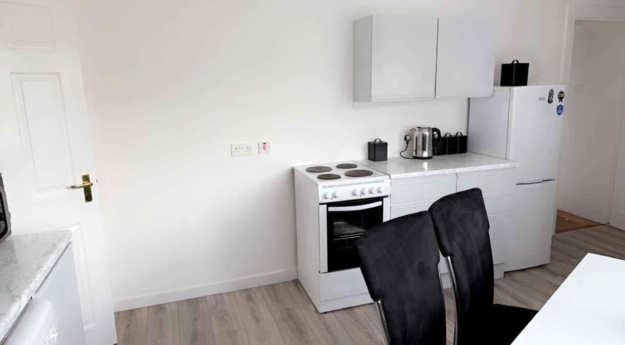 Apartamento Crown Street Getaway Ayr Exterior foto