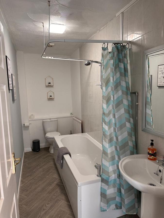 Apartamento Crown Street Getaway Ayr Exterior foto